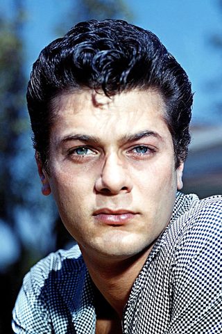Tony Curtis, photo 1 of 3