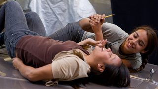 Mosquita y Mari still 3