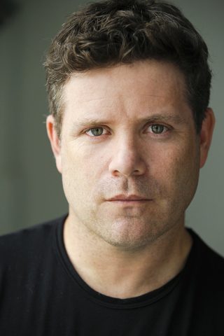 Sean Astin, photo 2 of 3