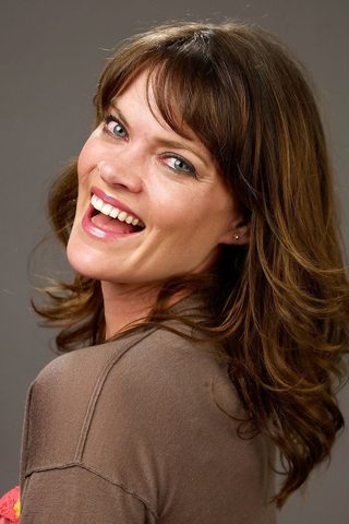 Missi Pyle, photo 2 of 3