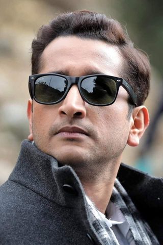 Parambrata Chatterjee, photo 1 of 3
