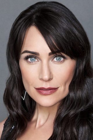 Rena Sofer, photo 1 of 3
