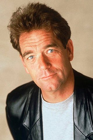 Huey Lewis, photo 2 of 3