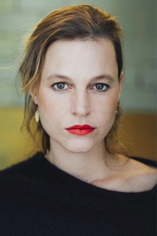 Maria Simon, photo 3 of 3
