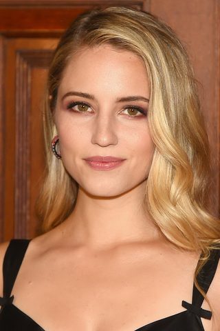 Dianna Agron, photo 1 of 3