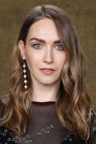 Jamie Clayton, photo 3 of 3