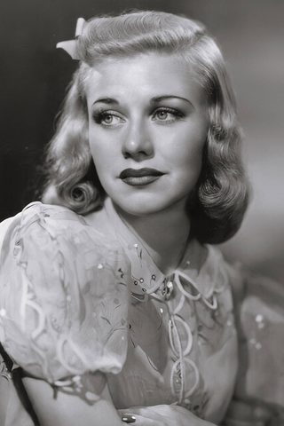 Ginger Rogers, photo 3 of 3