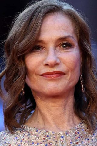 Isabelle Huppert, photo 2 of 3