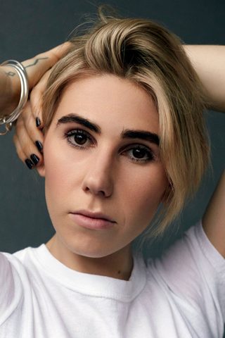 Zosia Mamet, photo 3 of 3