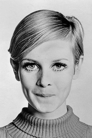 Twiggy, photo 2 of 3