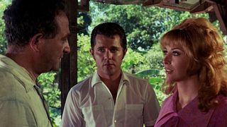 Mad Doctor of Blood Island still 8