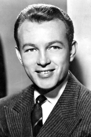 Jacques Sernas, photo 2 of 3