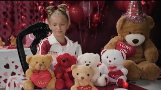 F Valentine's Day still 6