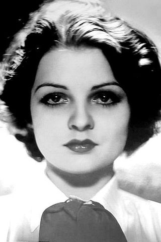 Lilian Bond, photo 2 of 3