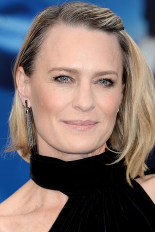 Robin Wright, photo 2 of 3
