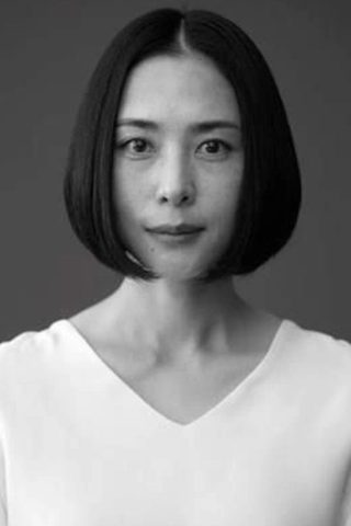Eri Fukatsu, photo 2 of 3