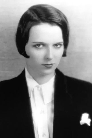 Louise Brooks, photo 3 of 3