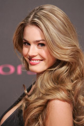 Vanessa Hessler, photo 3 of 3