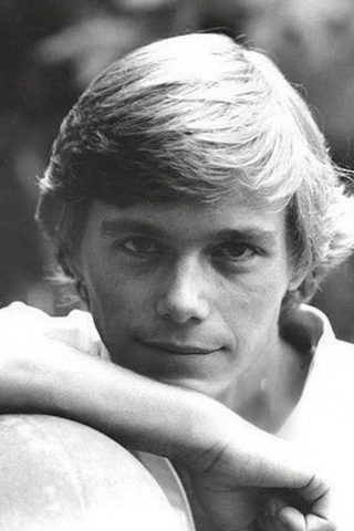 Christopher Atkins, photo 2 of 3