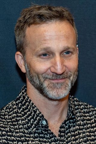 Breckin Meyer, photo 3 of 3