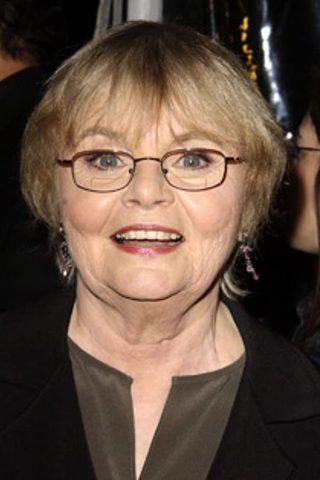 June Squibb, photo 2 of 3