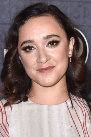 Keisha Castle-Hughes, photo 2 of 3