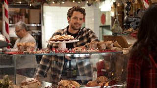 A Gingerbread Christmas still 8