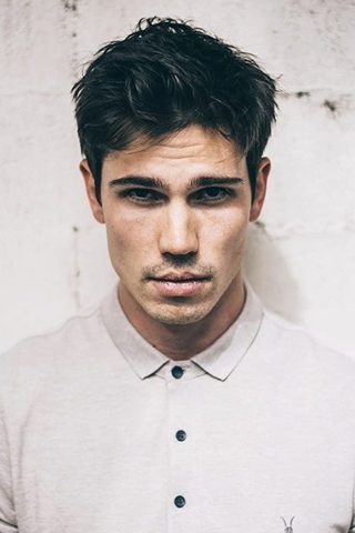 Tanner Novlan, photo 3 of 3