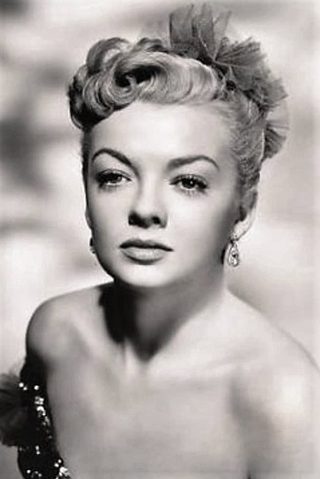 Myrna Dell, photo 3 of 3