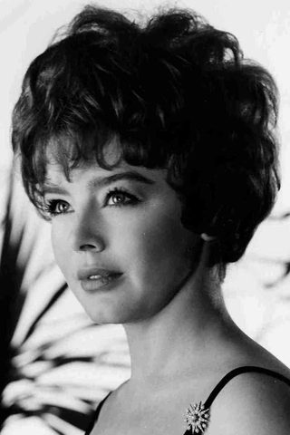 Janet Munro, photo 2 of 3