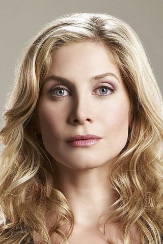Elizabeth Mitchell, photo 1 of 3