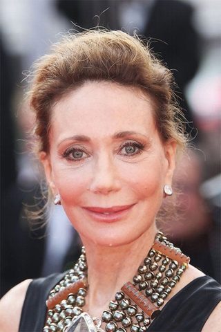 Marisa Berenson, photo 1 of 3