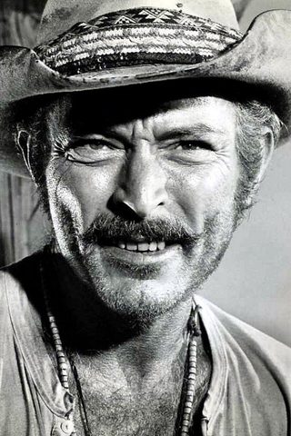 Lee Van Cleef, photo 1 of 3