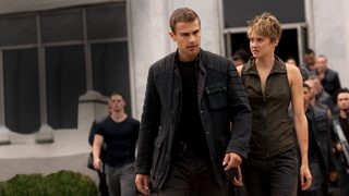Allegiant still 7