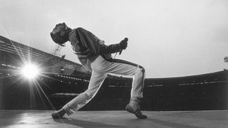 Queen: Live at Wembley Stadium still 3