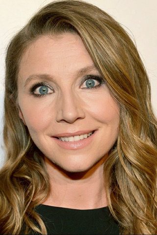 Sarah Chalke, photo 3 of 3