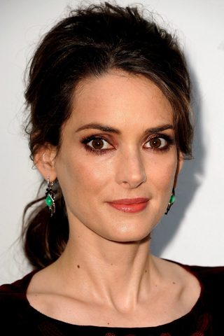 Winona Ryder, photo 3 of 3