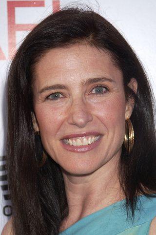 Mimi Rogers, photo 2 of 3