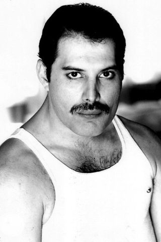 Freddie Mercury, photo 3 of 3