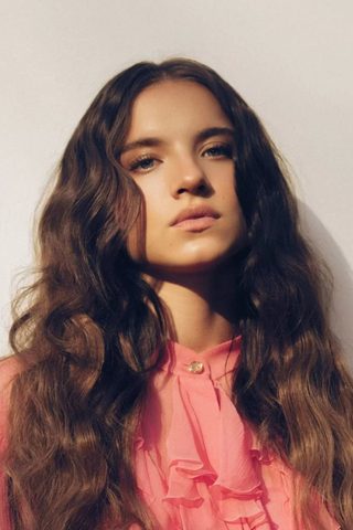 Madeleine McGraw, photo 1 of 3