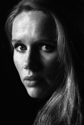 Liv Ullmann, photo 1 of 3