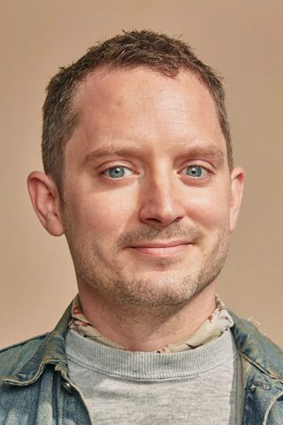 Elijah Wood, photo 1 of 3