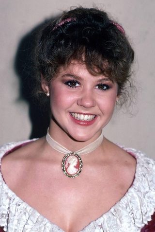 Linda Blair, photo 3 of 3