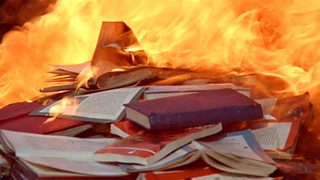 Fahrenheit 451 still 4
