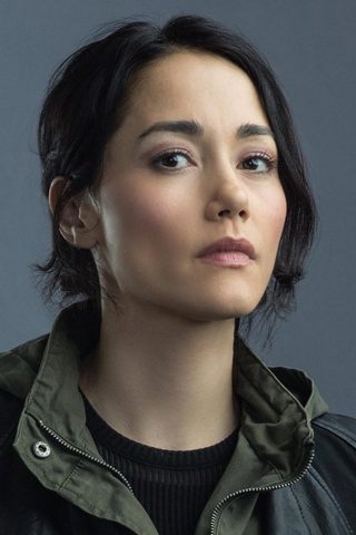 Sandrine Holt, photo 3 of 3