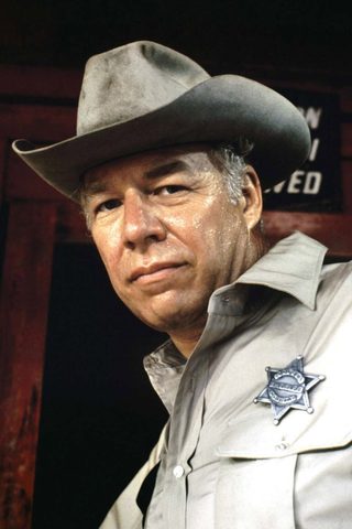 George Kennedy, photo 3 of 3