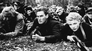 Edge of Darkness still 4
