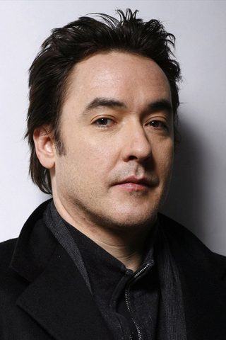 John Cusack, photo 2 of 3