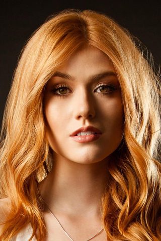 Katherine McNamara, photo 3 of 3