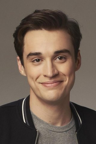 Joey Bragg, photo 3 of 3
